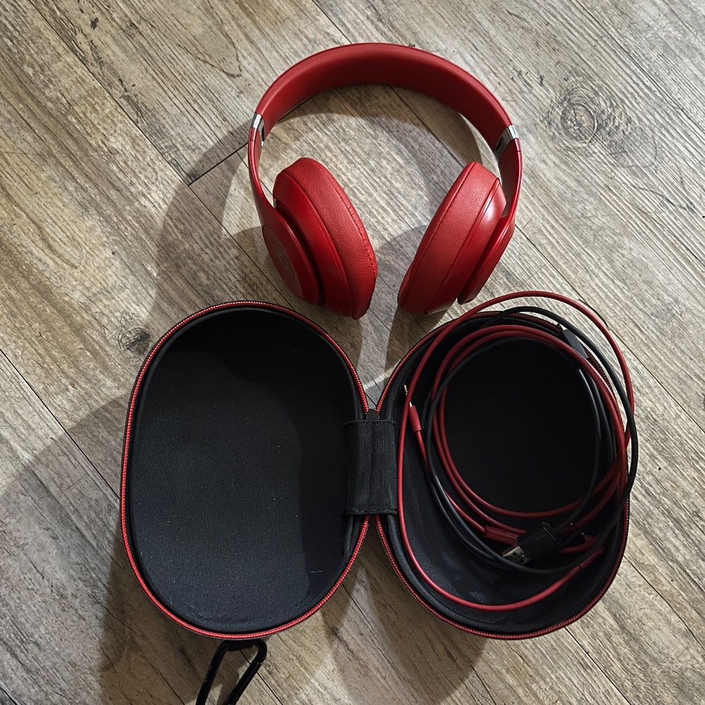 Beats Studio 3 (Product) Red
